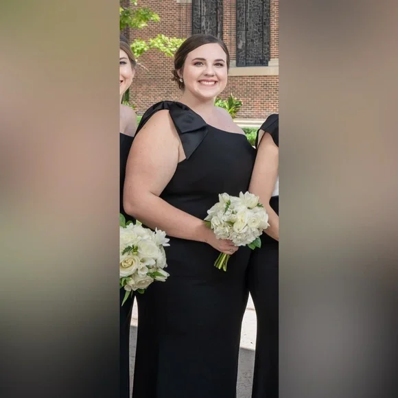 Eliza J Nordstroms Black Bridesmaid Dress Size 18 Eliza J Nordstroms Black Bridesmaid Dress Size 18